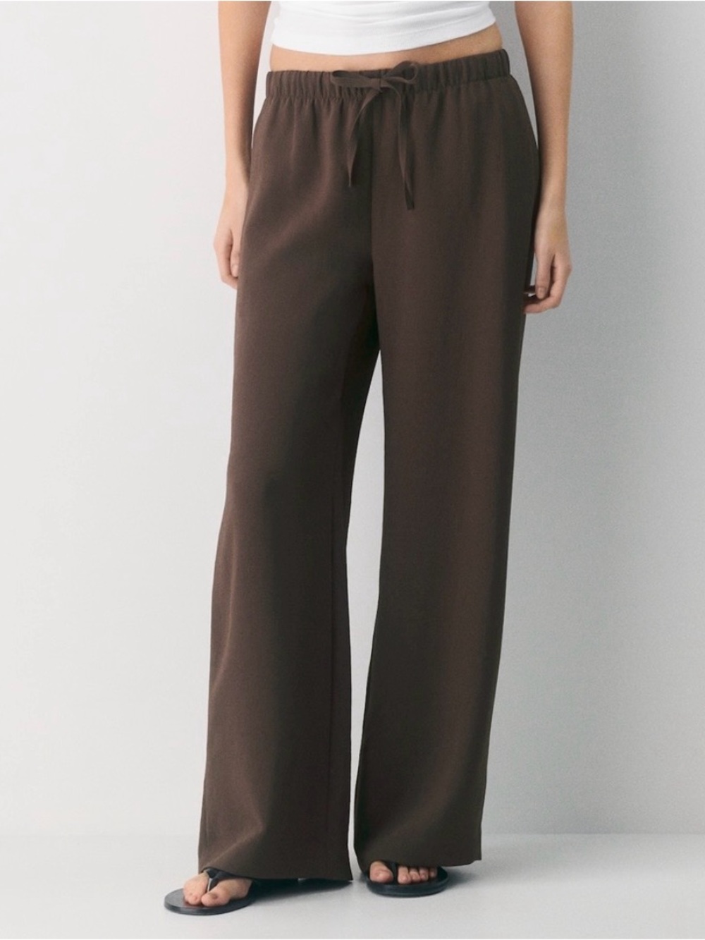 Aritzia The Lodge Pant - Crepette (Rich Mocha Brown) (M) $138
